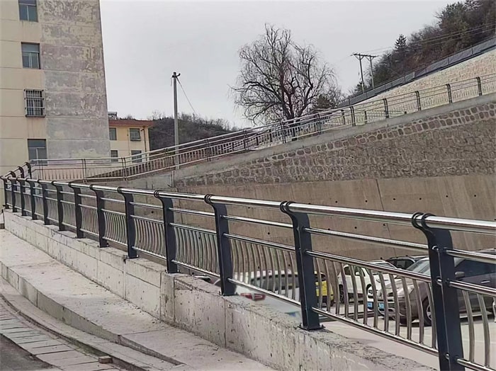 不锈钢复合管护栏